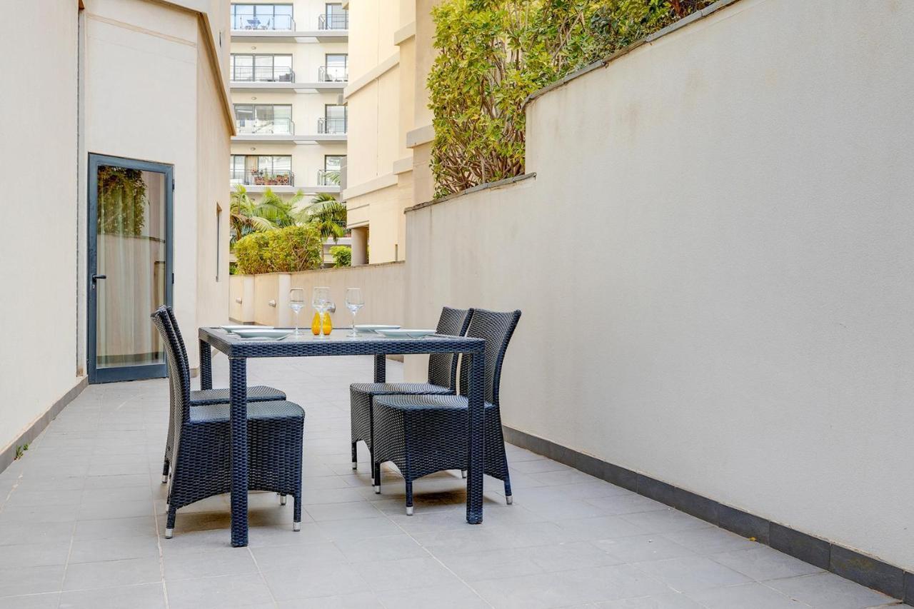 Seaside Oasis Your Own Private Getaway In St Julians Saint Julian's Exterior photo