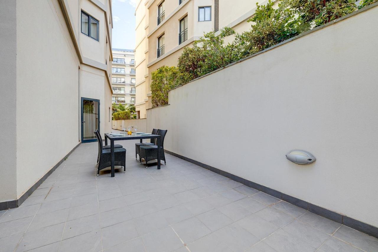 Seaside Oasis Your Own Private Getaway In St Julians Saint Julian's Exterior photo